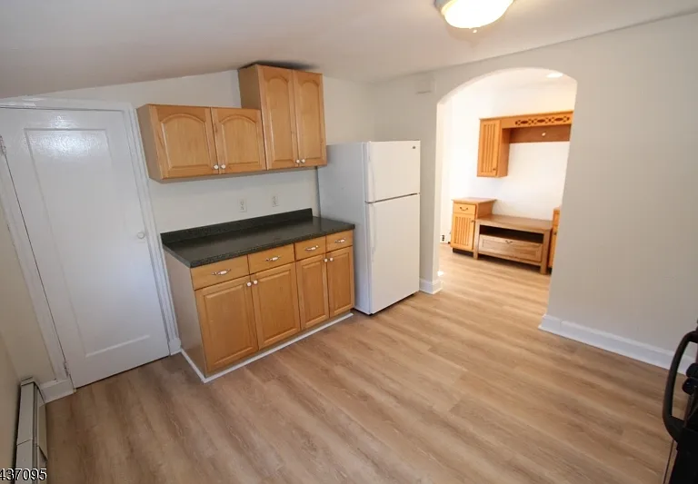 74 Alexandria Ave — Photo 7