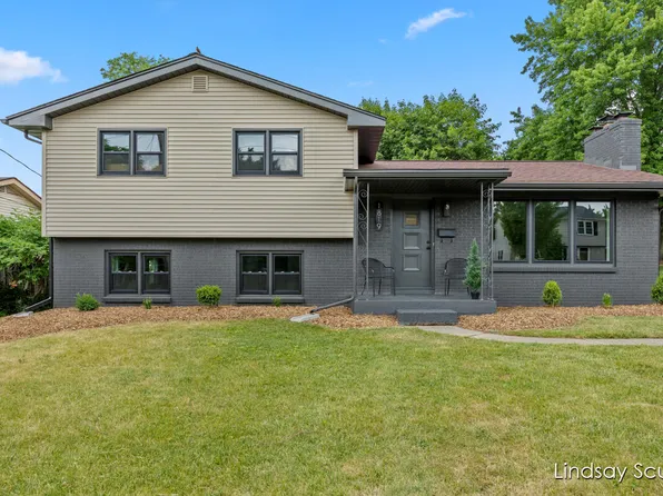 1819 Menominee Dr SE, Grand Rapids, MI 49506