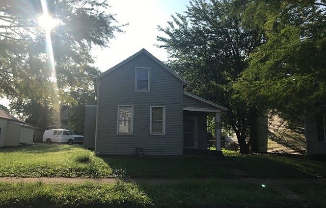 1st image of 705 S 7th St