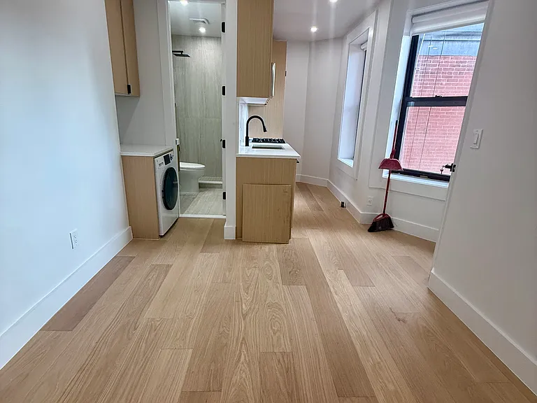169 Sullivan St #19 — Photo 4