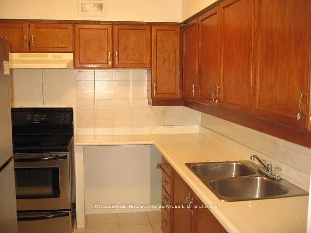24 Southport St #541 — Photo 8