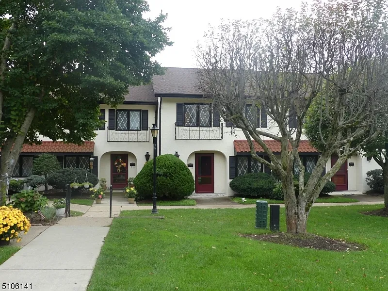 2 bed, 2.5 bath, $3,500 — Photo 1