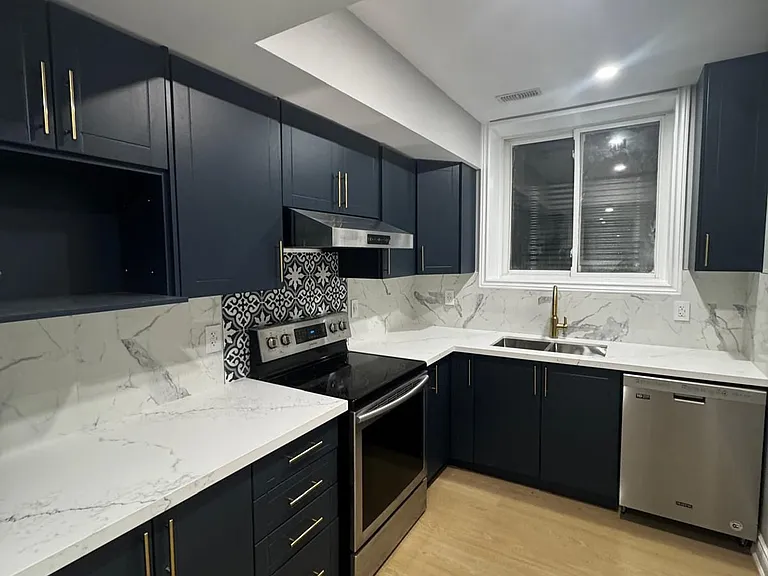 163 Freure Dr #BASEMENT — Photo 2