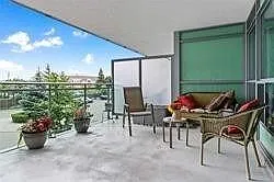 60 Fairfax Cres #201 — Photo 9