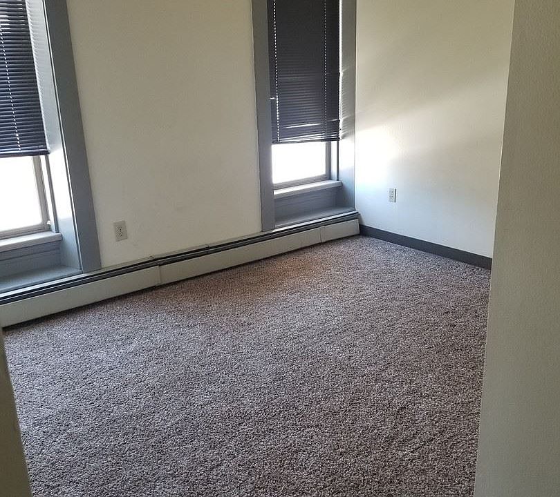2nd image of 103 N Wisconsin St APT 200