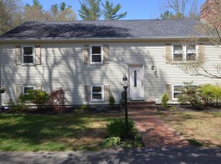 5 Bennett Rd, Rochester, MA 02770