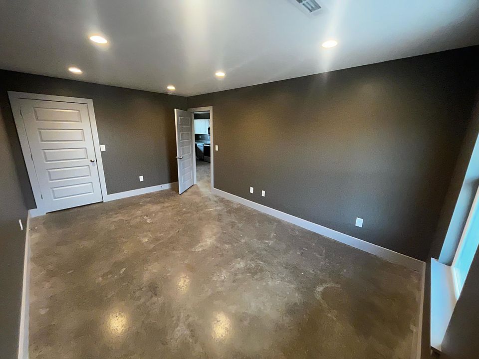 2nd image of 116 Highmark Dr #1
