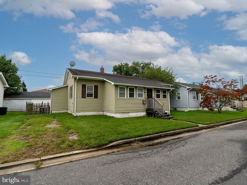 1st image of 330 Jackson Ave