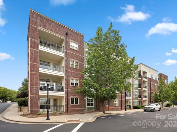 5 Farleigh St APT B04, Asheville, NC 28803