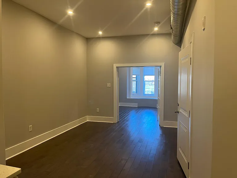 4234 Parkside Ave #2F — Photo 5