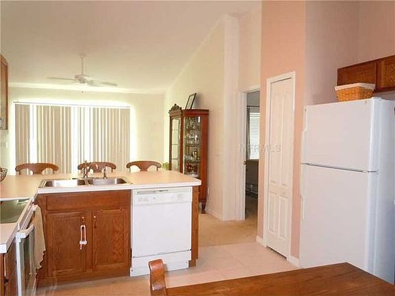 4th image of 30851 Midtown Ct