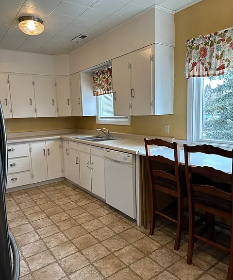 808 Mount Whitney St #808 — Photo 1