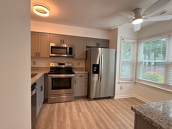 5th image of 1108 Palmerton Dr