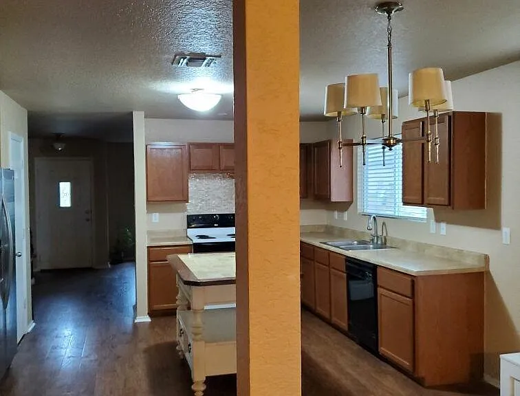 3823 Torey Mesquite — Photo 4