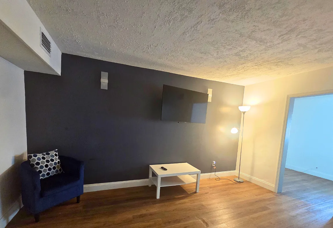 2 bed, $1,500 — Photo 4