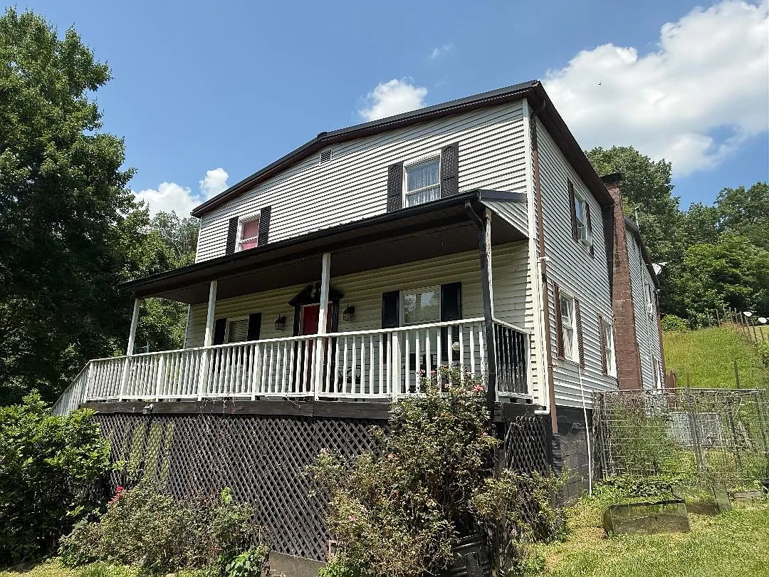 42 Griffith Ct photo 1