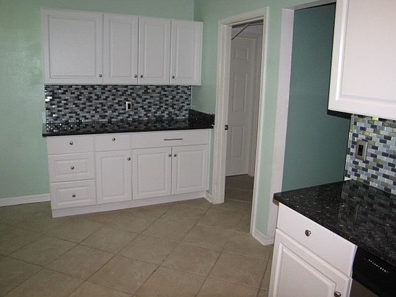 3rd image of 1147 Camaree Pl