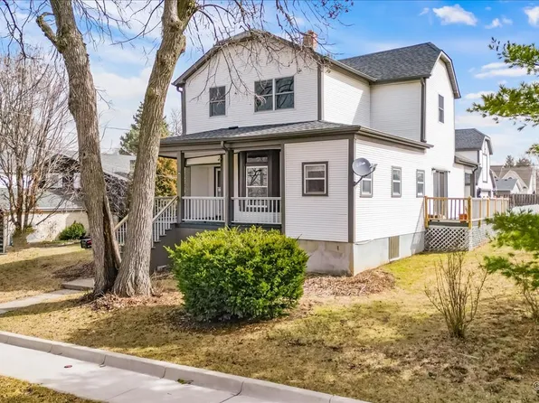 309 N Prospect St, Wheaton, IL 60187