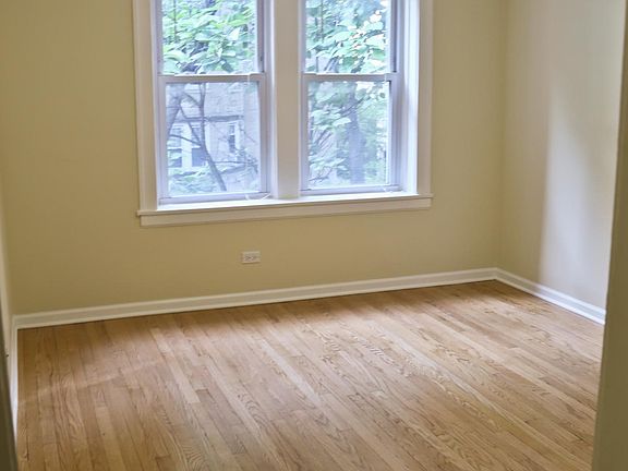 5th image of 1444 W Elmdale Ave APT 3