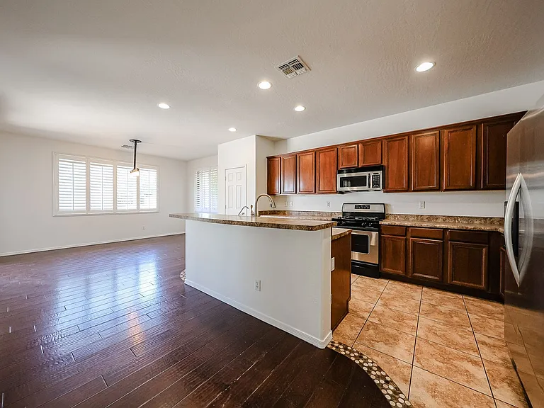 445 W Seagull Dr — Photo 13