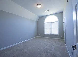 10445 Juneau Way — Photo 45