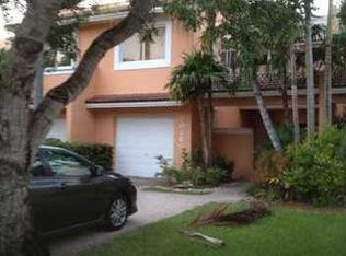 10265 NW 52nd Ln, Doral, FL 33178