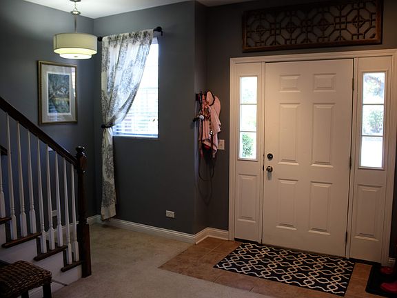 Entrance/foyer