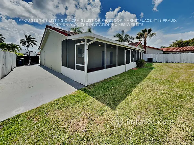 17035 SW 145th Ave — Photo 17