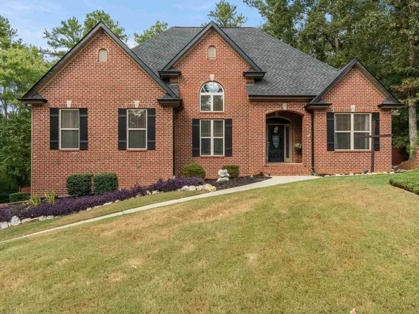 105 Red Bay Dr, Maylene, AL 35114