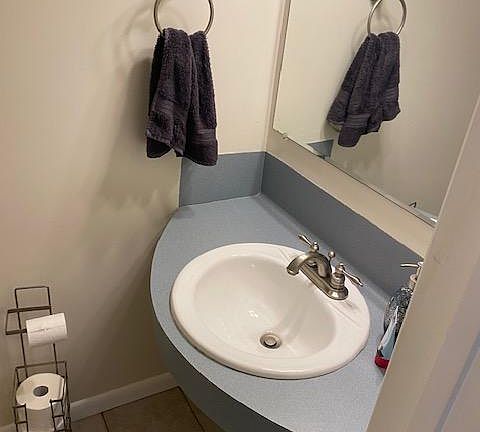 5th image of 3216 Crosscreek Dr APT 101