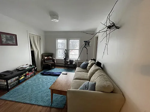 272 Pearl St Photo 1