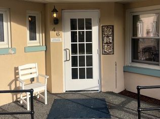 46 Hospital Rd #P-202, Tuxedo Park, NY 10987