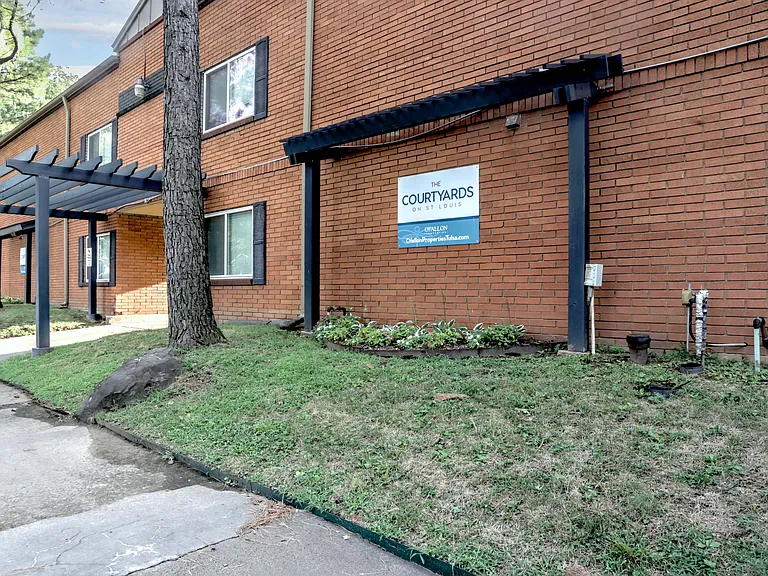 1226 S Saint Louis Ave #7 — Photo 13