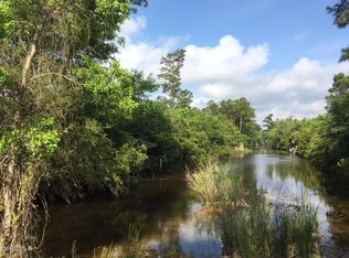 10125 Cain Rd, Bay Saint Louis, MS 39520