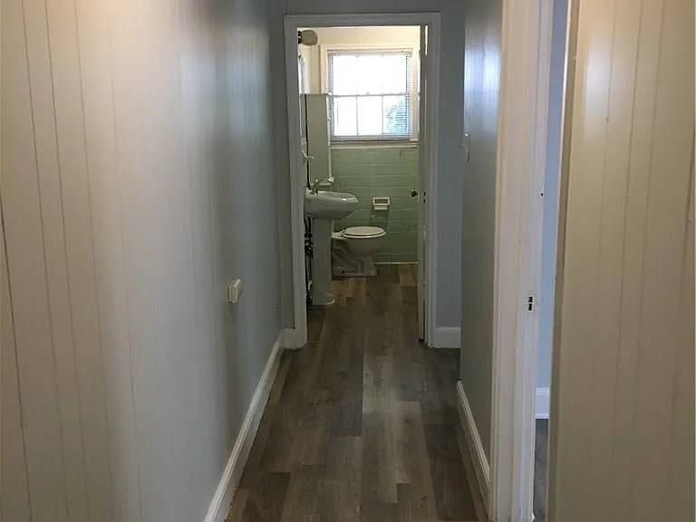 3300 Robinson Ave — Photo 5