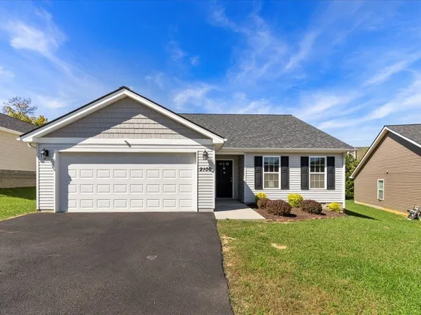 2100 Glade Dr SE, Christiansburg, VA 24073