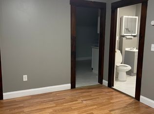 190 N Front St #3, New Bedford, MA 02746