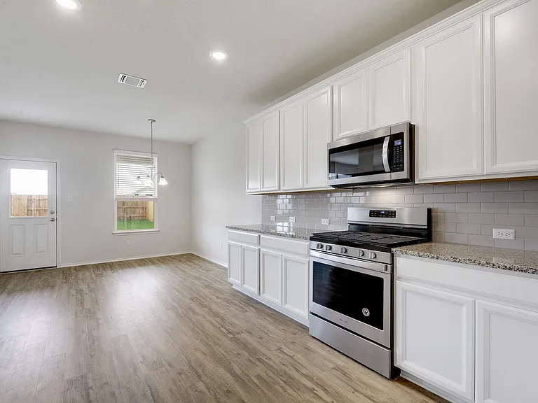 121 Nettletree Dr — Photo 10