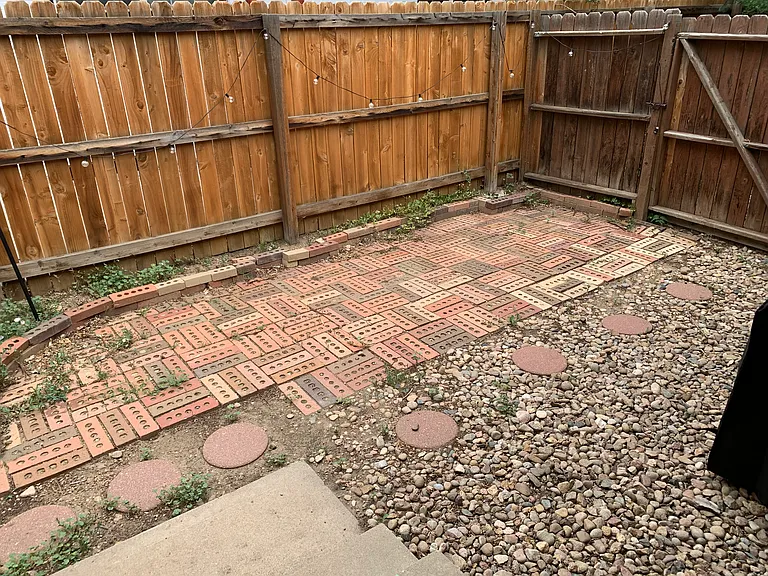 6635 Saulsbury St — Photo 3