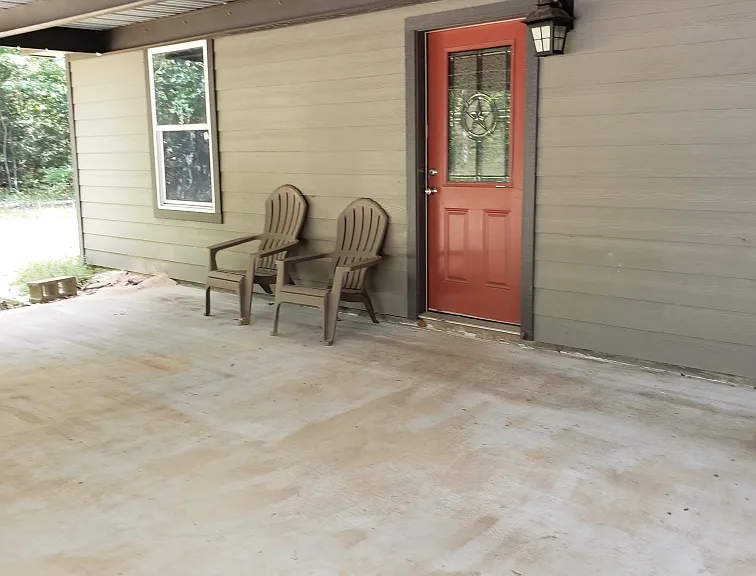 8851 Private Road 5204 — Photo 5