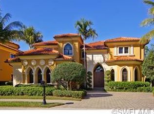2891 Tiburon Blvd E, Naples, FL 34109