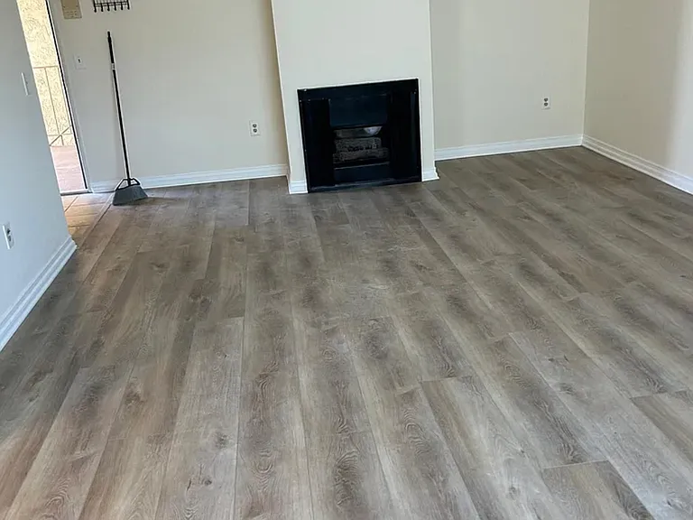 21340 Parthenia St #212 — Photo 4