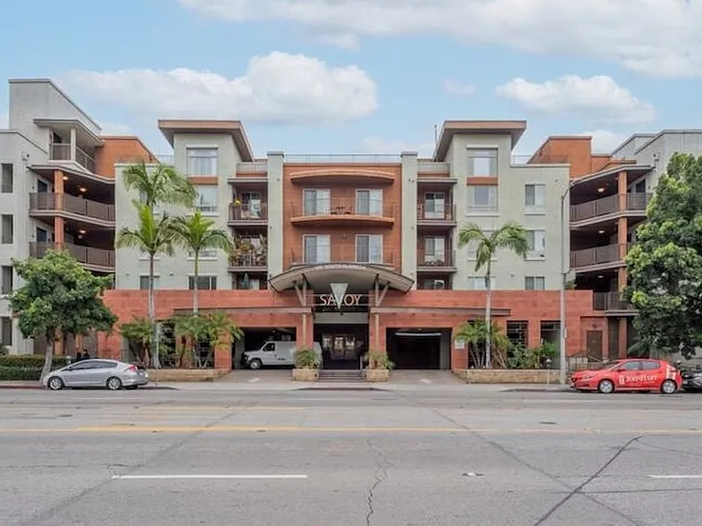 100 S Alameda St #261 — Photo 28