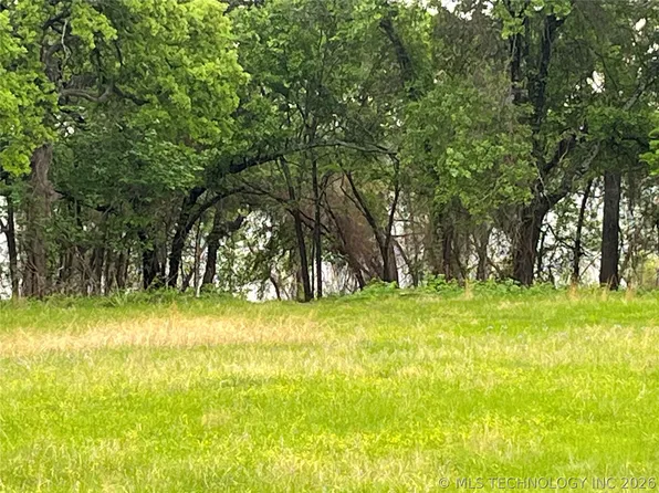 34 Scenic View Rd, Kingston, OK 73439