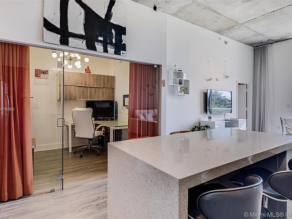 5th image of 2001 Meridian Ave APT 424