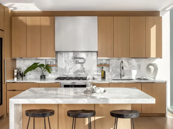 277 5th Avenue image 5 of 35