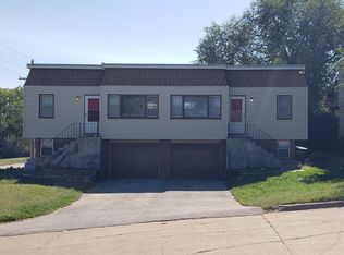 6329 N 54th Cir, Omaha, NE 68104