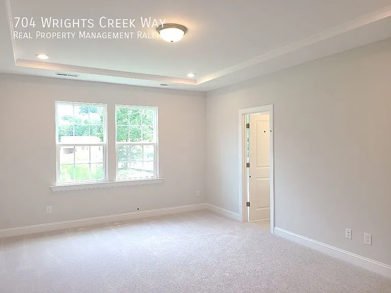 704 Wrights Creek Way — Photo 10