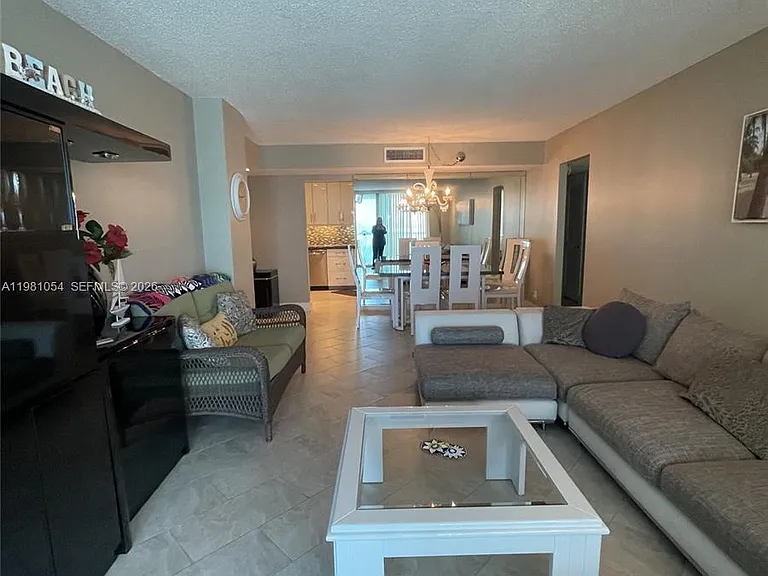 1410 S Ocean Dr #402 — Photo 7