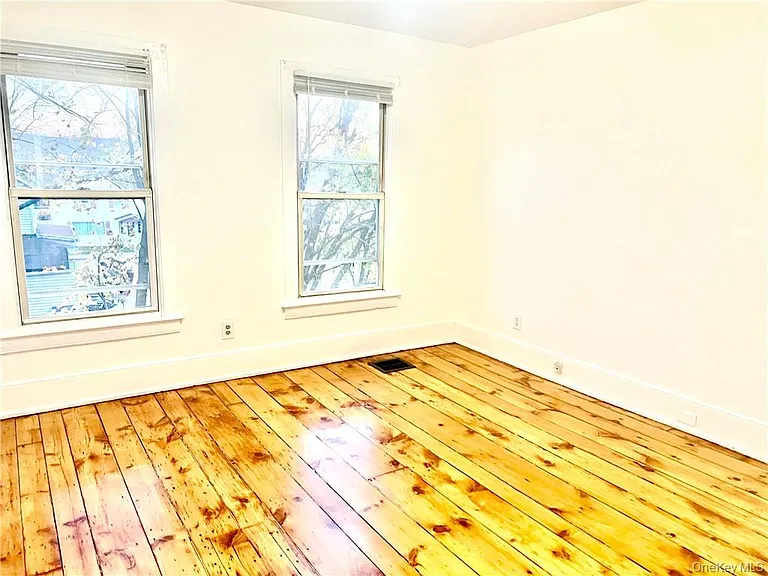 9 Hornbeck Ave — Photo 22